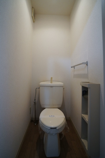 トイレ　同じ建物の別の部屋