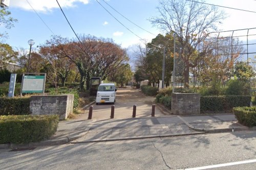 【ルフロン甲子園の公園】