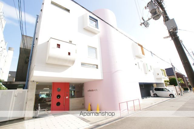 幼稚園・保育園　いずみ保育園（幼稚園・保育園）まで320m