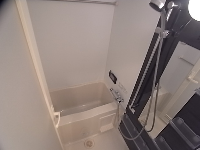 バス・シャワールーム　バスルーム