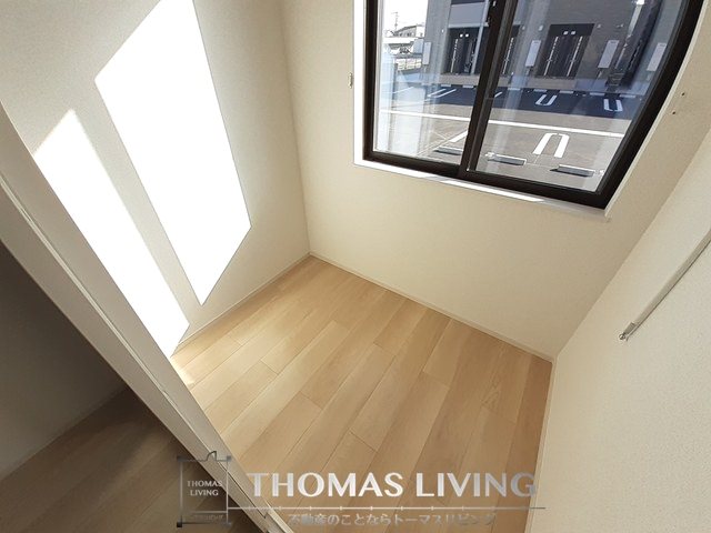 バルコニー　サンルームで防犯面も安心です。