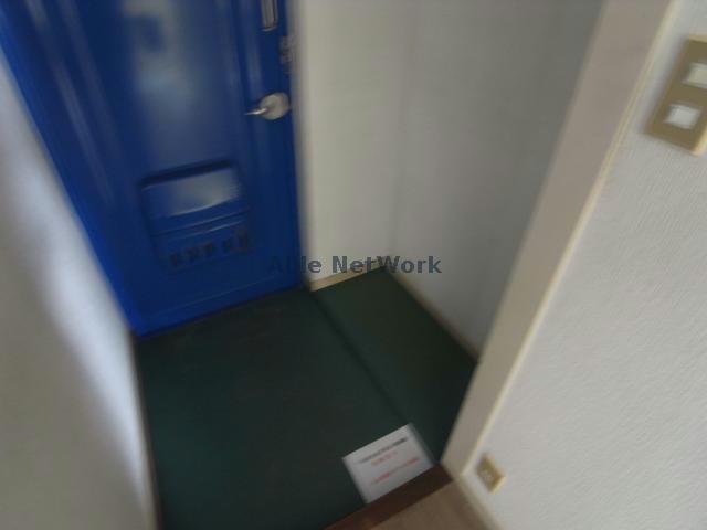 玄関　※参考写真