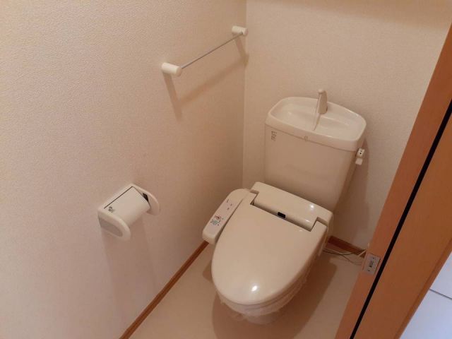 【シェーロ・ステラートＡのトイレ】