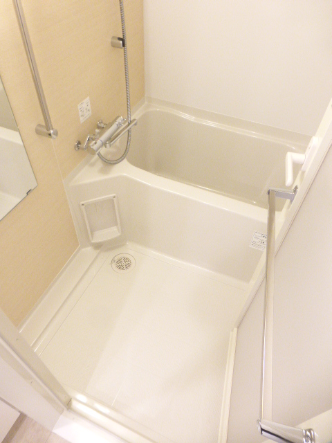 バス・シャワールーム　バスルーム