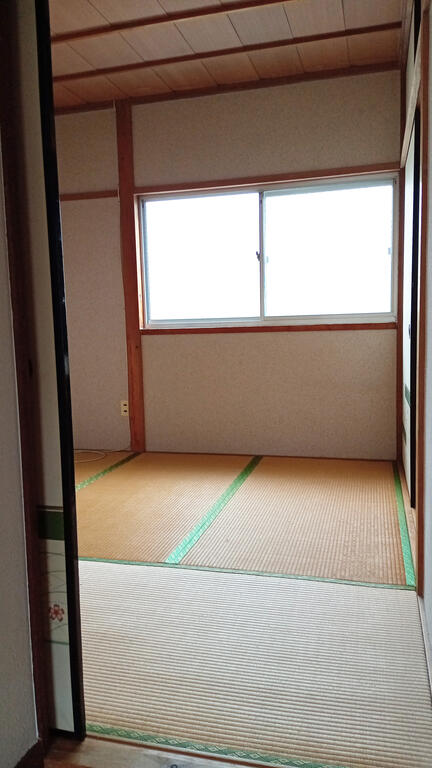 ＪＲ福知山線 塚口駅 徒歩9分 2階建 築48年の内装写真