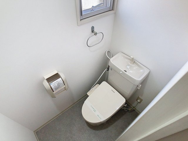 トイレ　2025年10月撮影※現況を優先します。