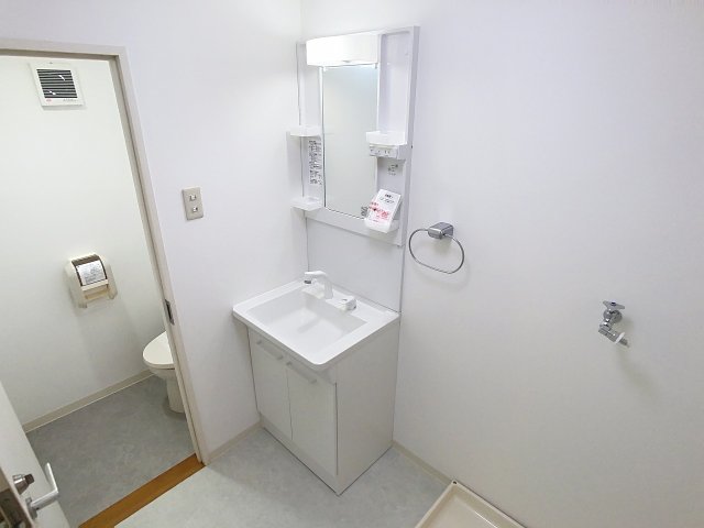 洗面設備　2025年10月撮影※現況を優先します。