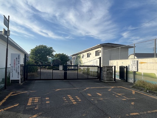 小学校　たつの市立小学校揖保小学校（小学校）まで2872m