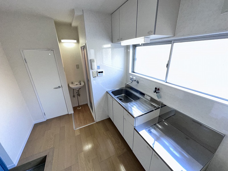 三興マンションのキッチン写真