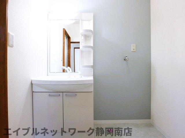 洗面設備　広い洗面スペース