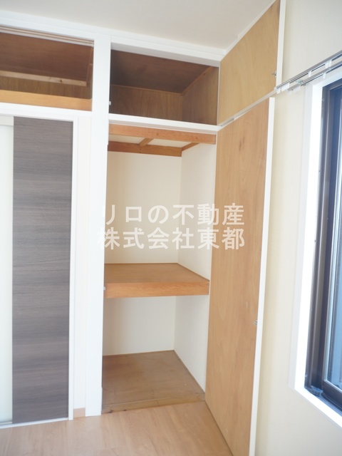 収納　奥行のある収納付です！増えがちな荷物をもスッキリ収納できます