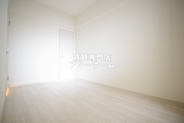 その他　洋室の別アングルです！