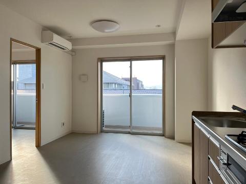 居室・リビング　※同物件203号室