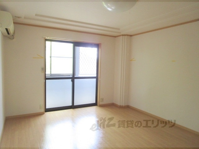 居室・リビング　洋室