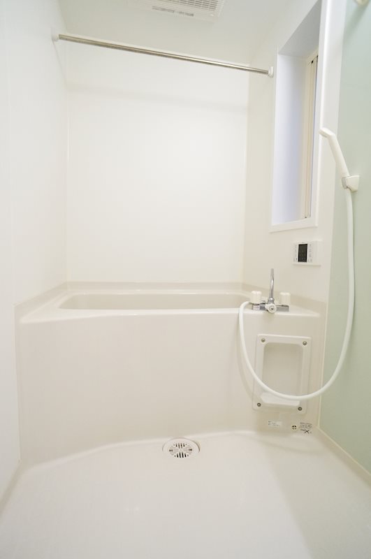 バス・シャワールーム　追い焚き機能付きオートバス