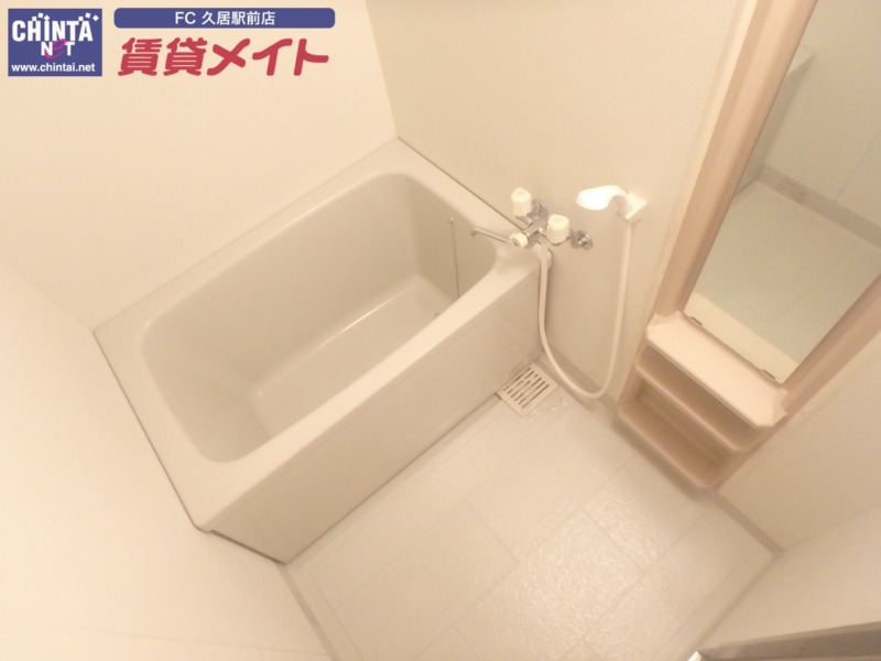 バス・シャワールーム　同物件別部屋タイプ