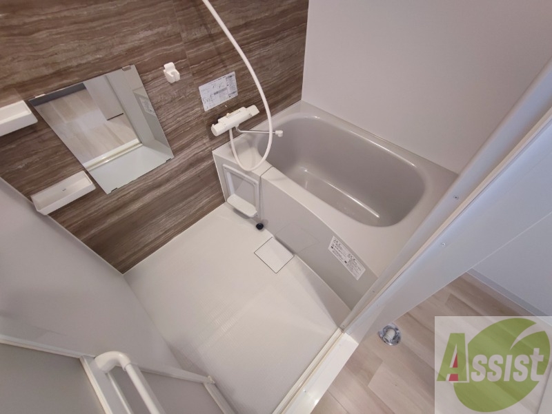 バス・シャワールーム　お風呂になります。一日の疲れを癒してくださいね。