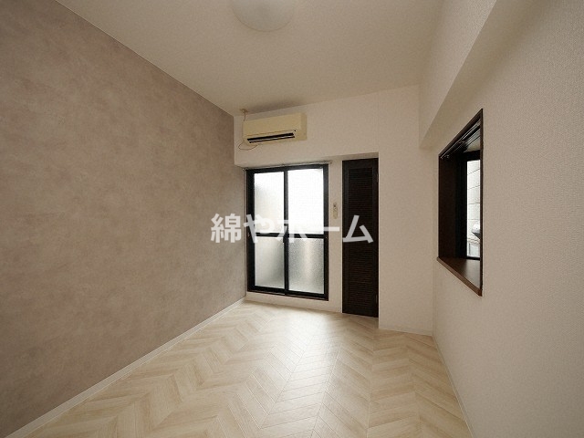 居室・リビング　ゆったりした洋室です