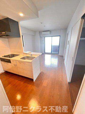 その他　内装は別部屋の参考写真です。
