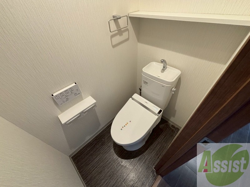 トイレ　トイレです。ウォシュレット付を探している方、おすすめです。