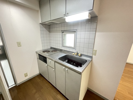 キッチン　※別号室の写真です。