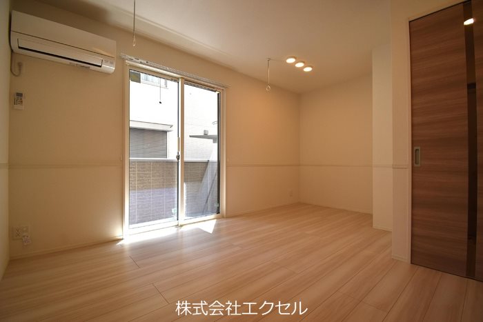 居室・リビング　明るいお部屋です。