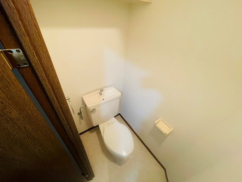 トイレ　別部屋参考写真