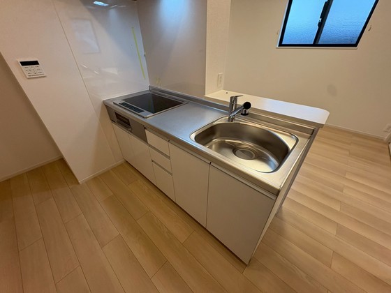 キッチン　※別部屋の写真です。