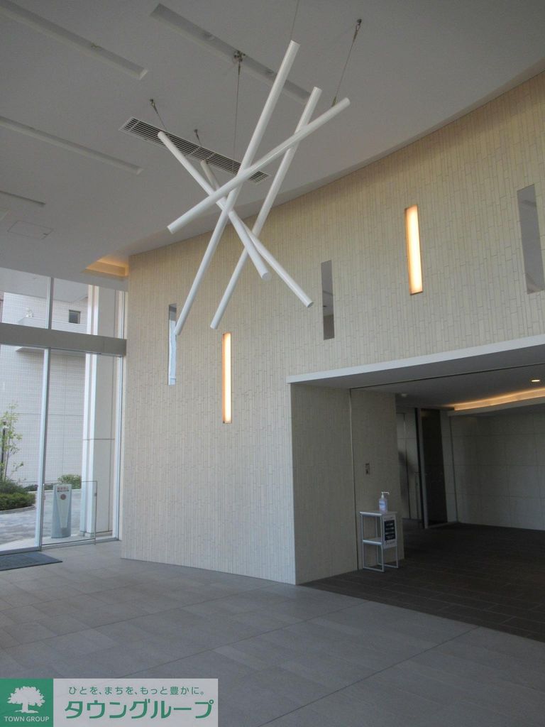 エントランス　エントランスホール