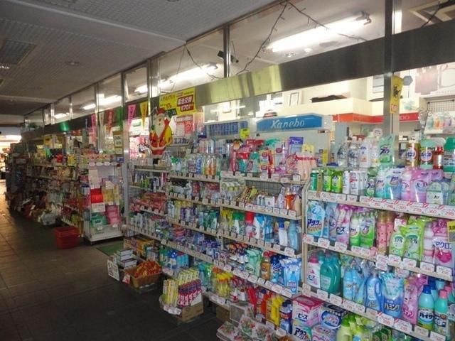 コンビニ　サンクス（コンビニ）まで83m