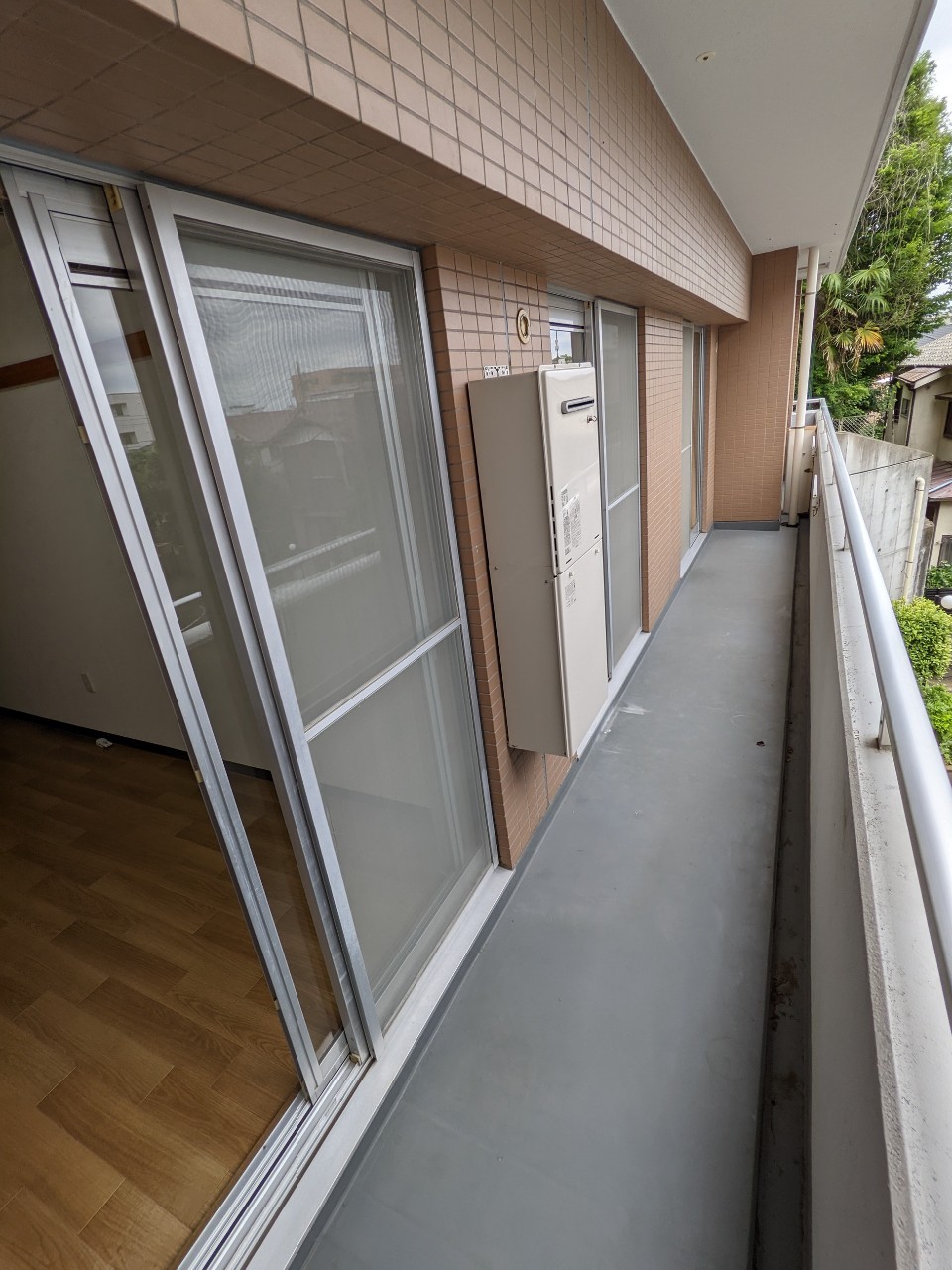 バルコニー　※同物件、別部屋の写真です。