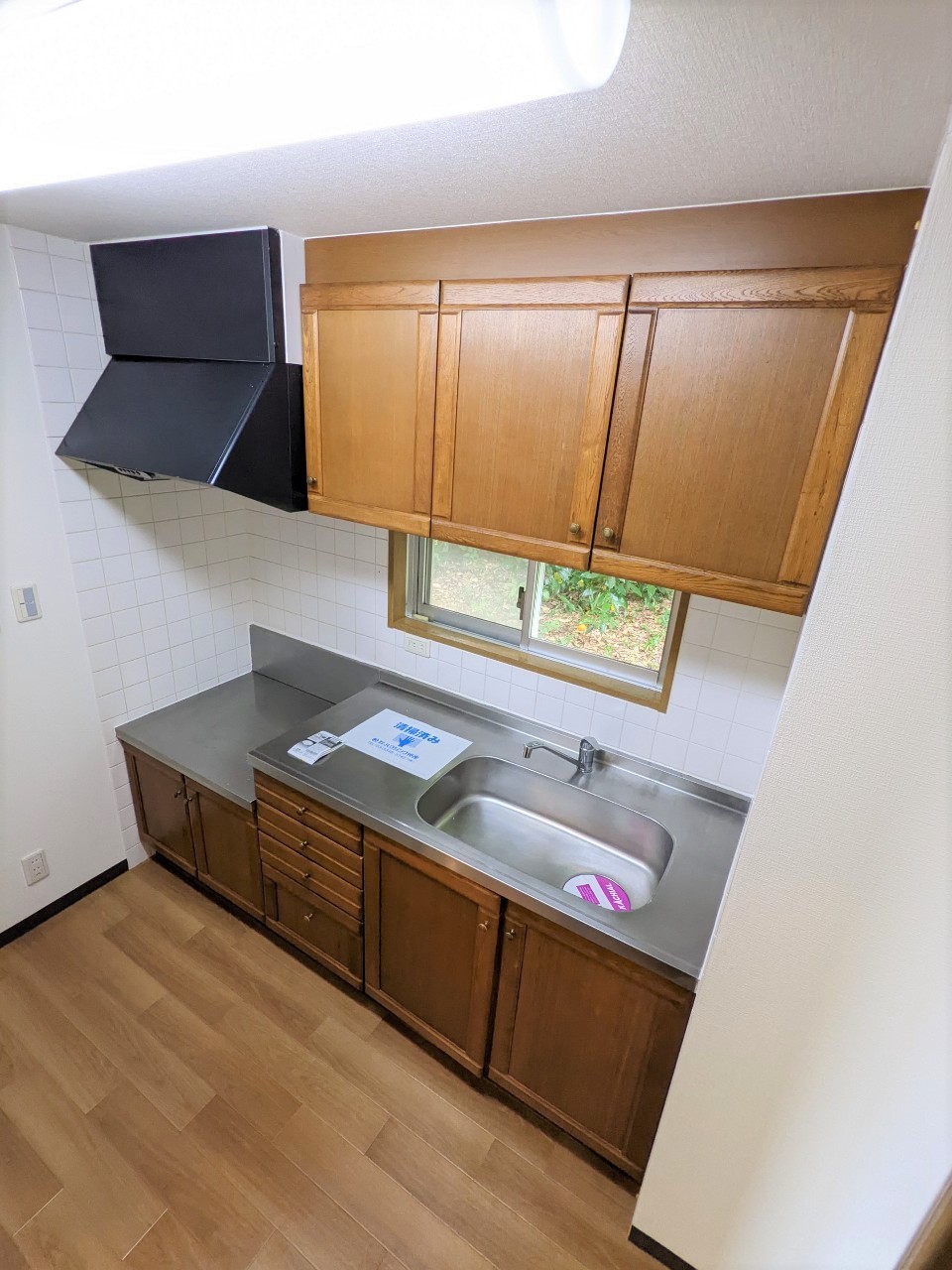 キッチン　※同物件、別部屋の写真です。
