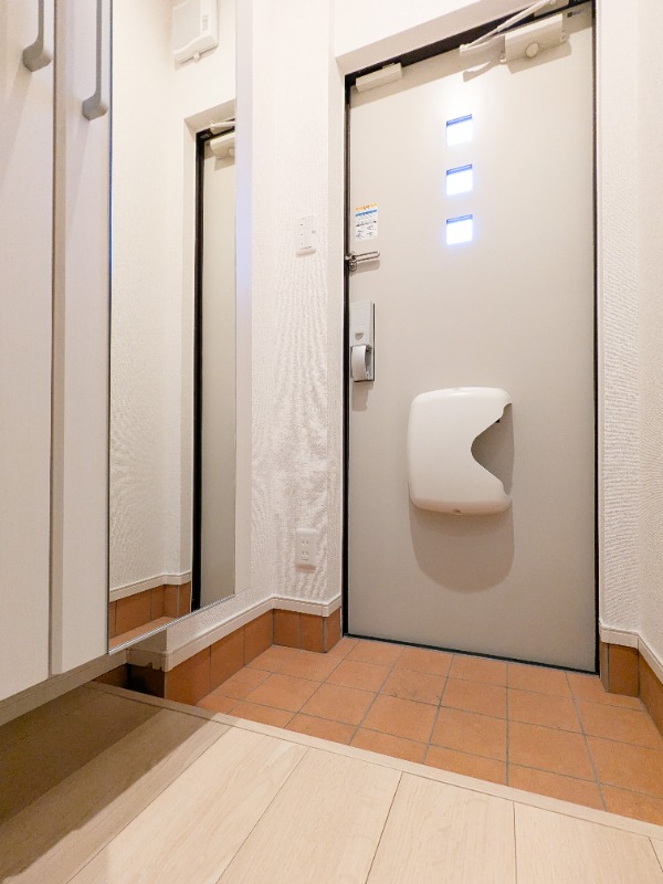 玄関　図面と現状に相違がある場合には現状を優先