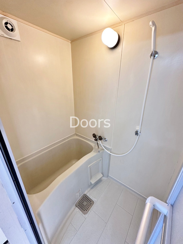 バス・シャワールーム　他のお部屋の写真です。