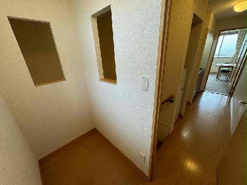 収納　2F　ウォークインクローゼット