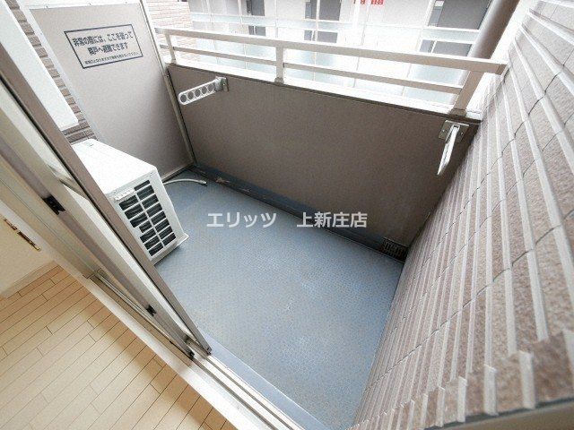 バルコニー　バルコニー