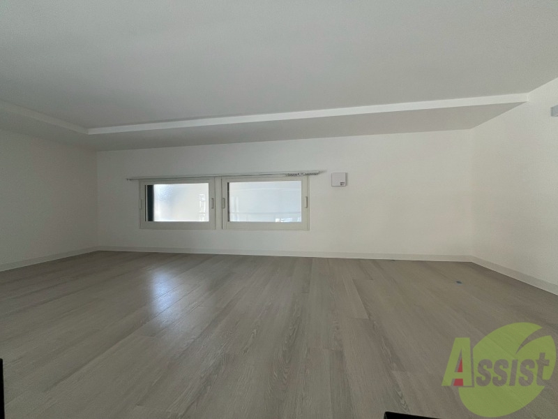 その他部屋・スペース　こちらのお部屋は光が差し込む、温かみのあるお部屋です。