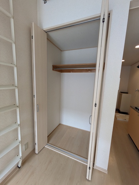 収納　クローゼット