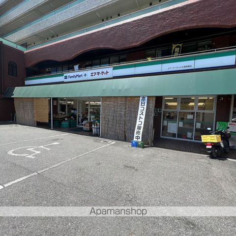 コンビニ　ファミリーマートエフ・マーケット大津南郷店（コンビニ）まで390m