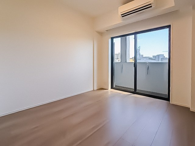 居室・リビング　※別部屋参考写真