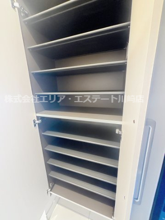 収納　シューズBOX