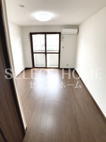 居室・リビング　ゆったり過ごせるリビングです