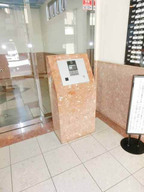 セキュリティ　安心のオートロック付き