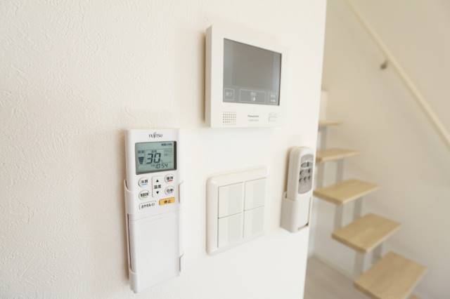 セキュリティ　同タイプのモデル写真です