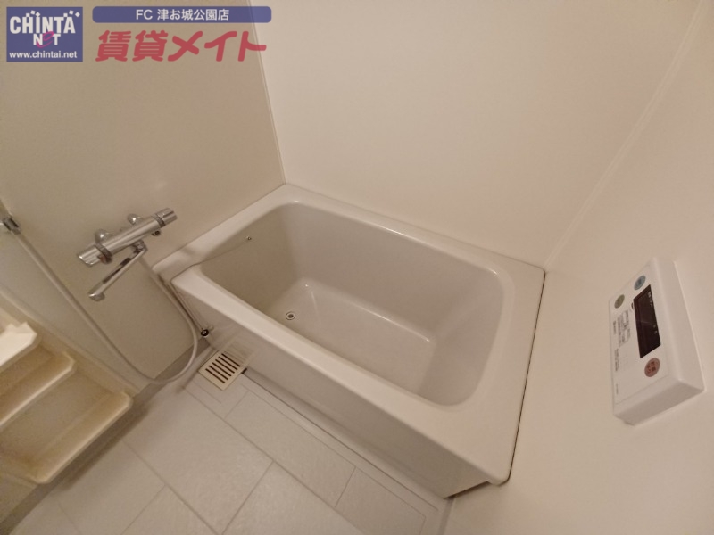 バス・シャワールーム　別部屋のお写真です