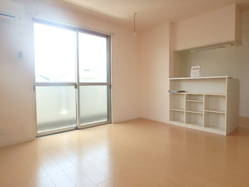 居室・リビング　図面と現状に相違がある場合には現状を優先