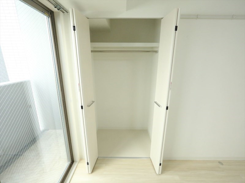 玄関　クローゼット（収納充実してます）