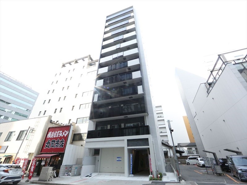 建物外観　外観　オートロック　宅配ＢＯＸ　防犯カメラ