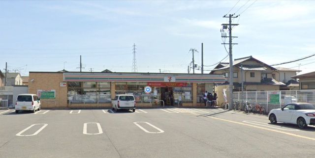 コンビニ　セブンイレブン　たつの御津町釜屋店（コンビニ）まで800m