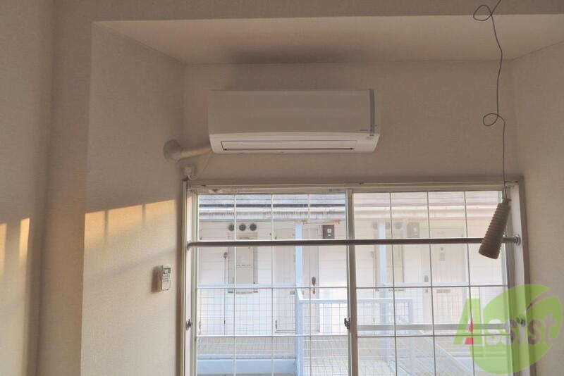 その他設備　エアコン付きって嬉しいですよね。年中活躍してくれます。